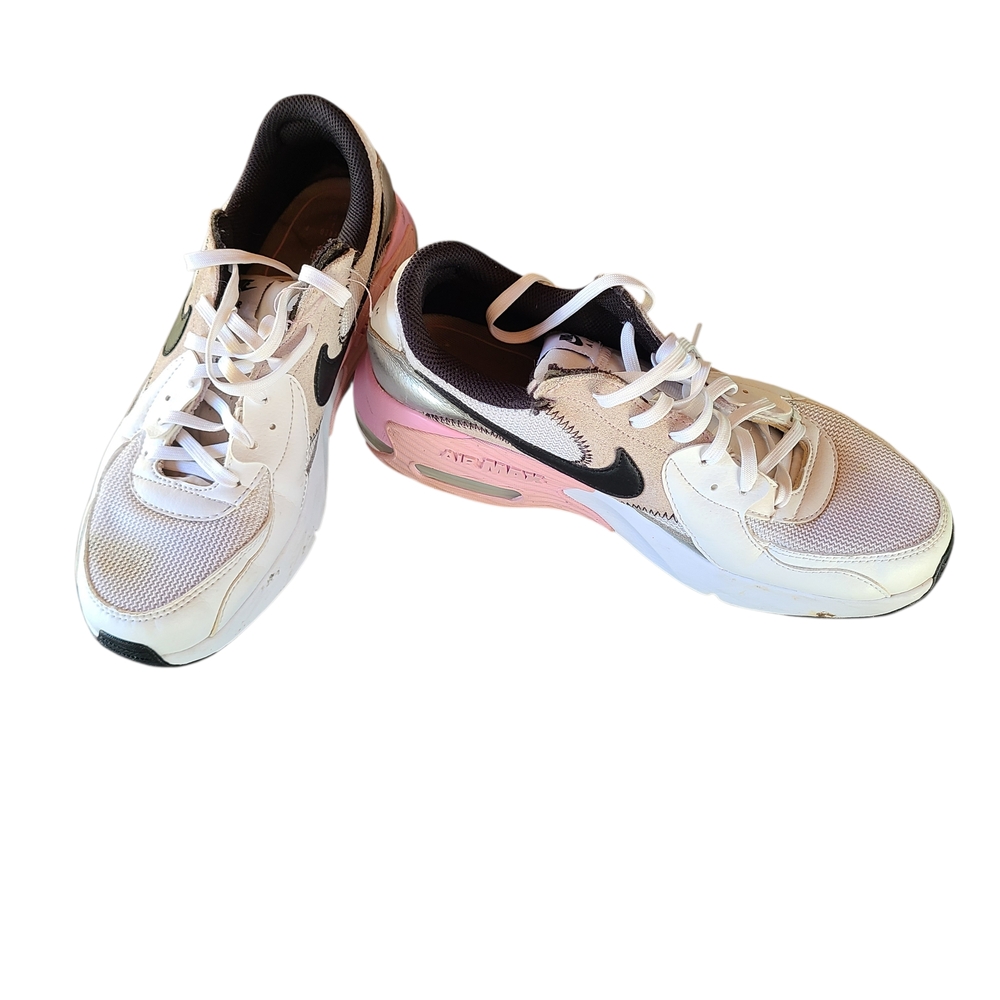Nike Women's Air Max White Pink Size 9.5. Runs Small